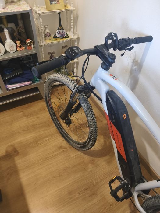 ROCKRIDER Bike BTT elétrica semirigida 
BTT Elétrica Semirrígida 27,5"