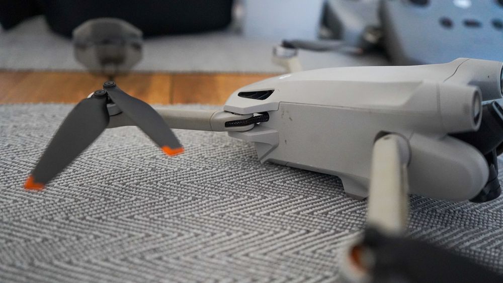 DJI Mini 3 PRO Dron [Bez limitu wysokości]