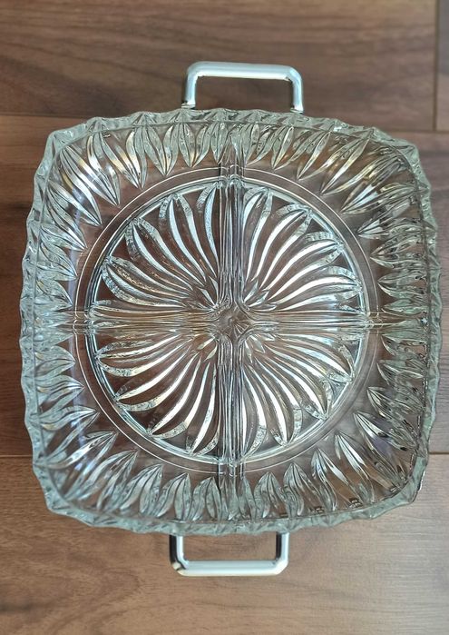 Prato para aperitivos  - Estilo Anne Queen