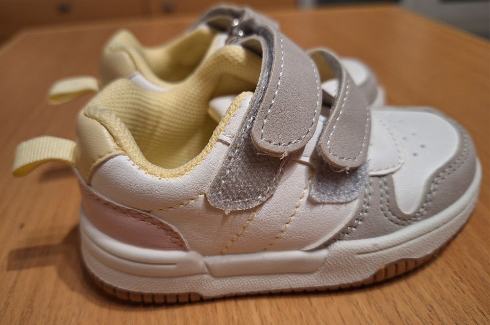 Buciki nowe Inextenso