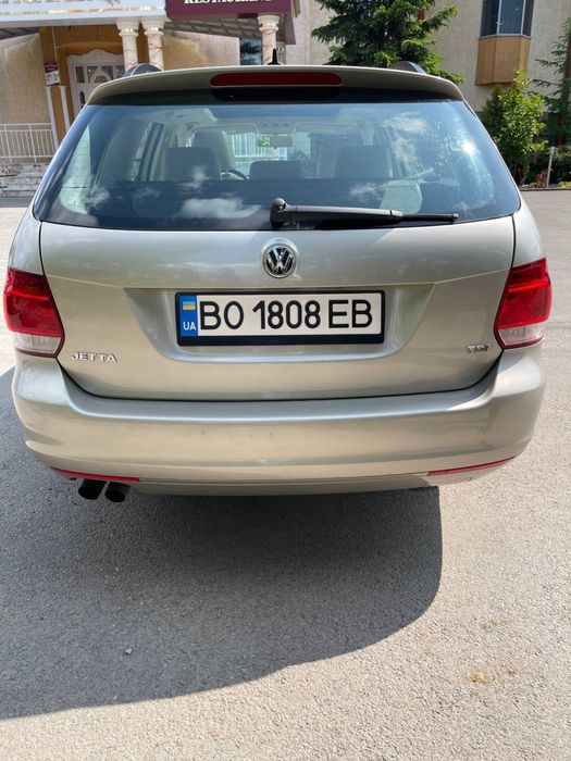 Джетта 2012 рік універсал