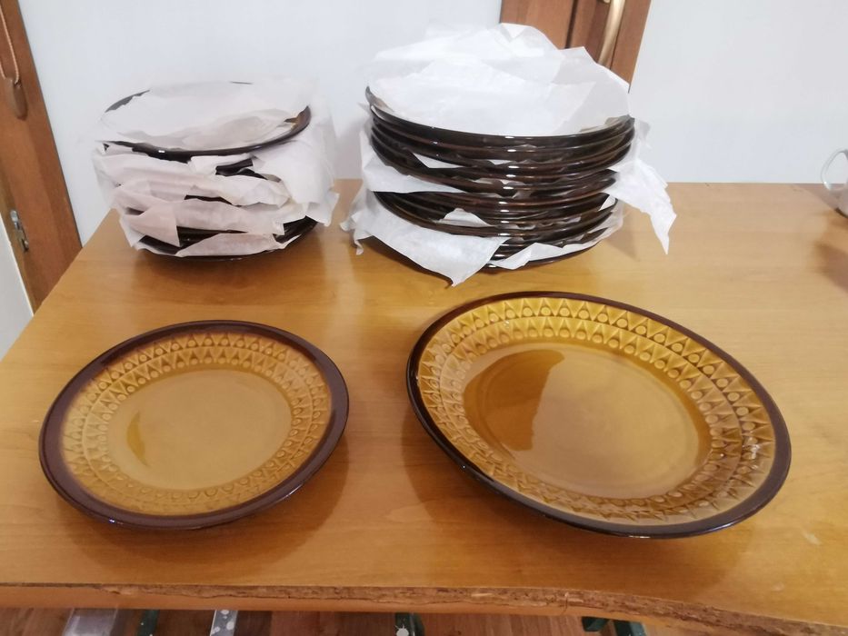 Talerze brązowe Chodzież wzór IRA