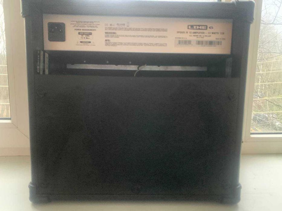 Комбопідсилювач Line 6 Spider IV 15