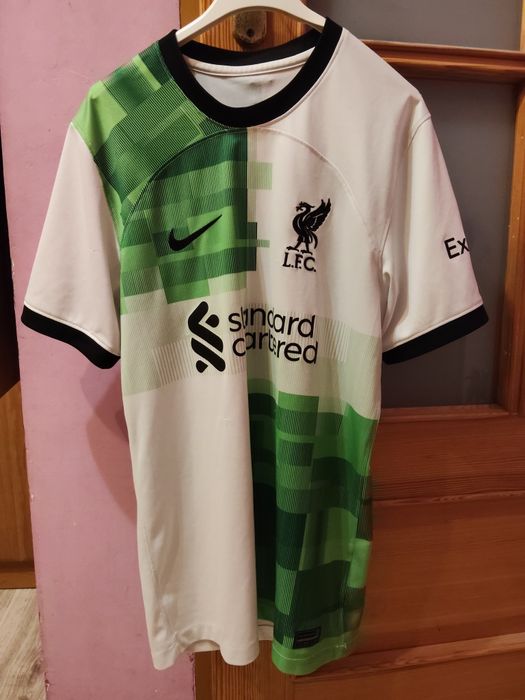Liverpool Koszulka Wyjazdowa z sezonu 23/24