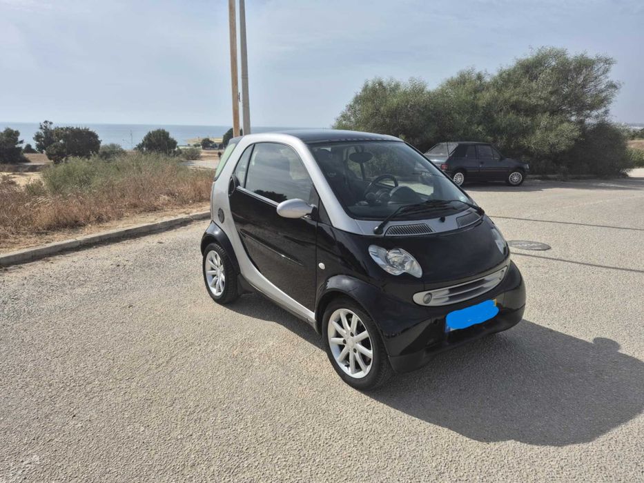 Vendo SMART FORTWO COUPÉ em Excelente estado de Conservação