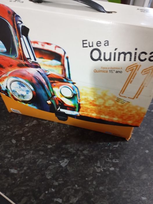 Livros de física e química 10 e 11 anos