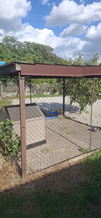 Kojec dla psa używany