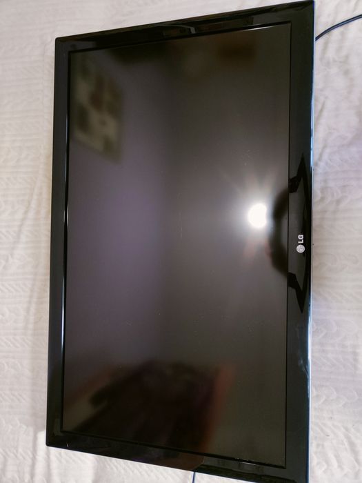 Telewizor LG 42LB650V  42" 106 cm