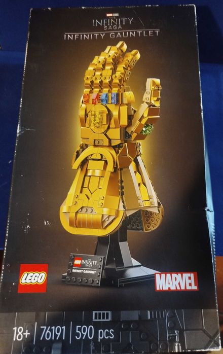 Cinco co juntos de legos