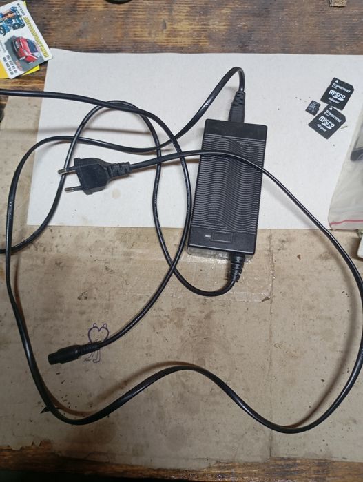 Блок живлення на 42в для гіроскутерів, гірбордів