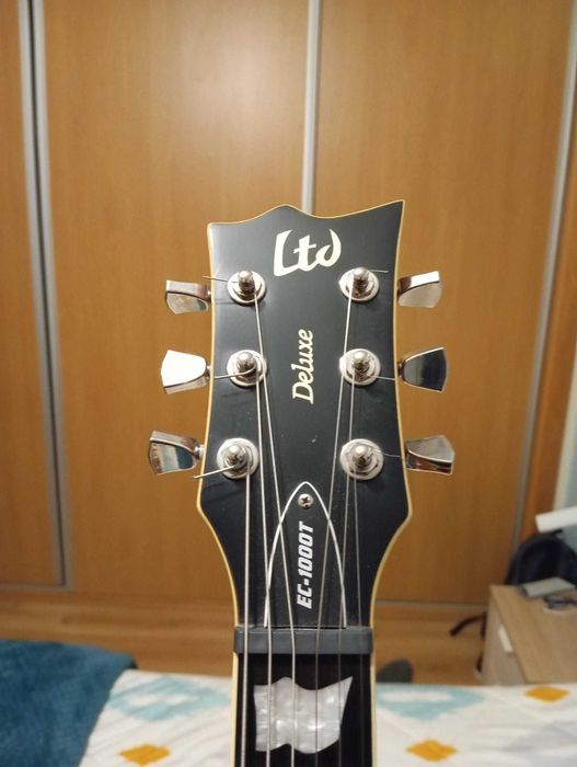 Guitarra Elétrica, como nova