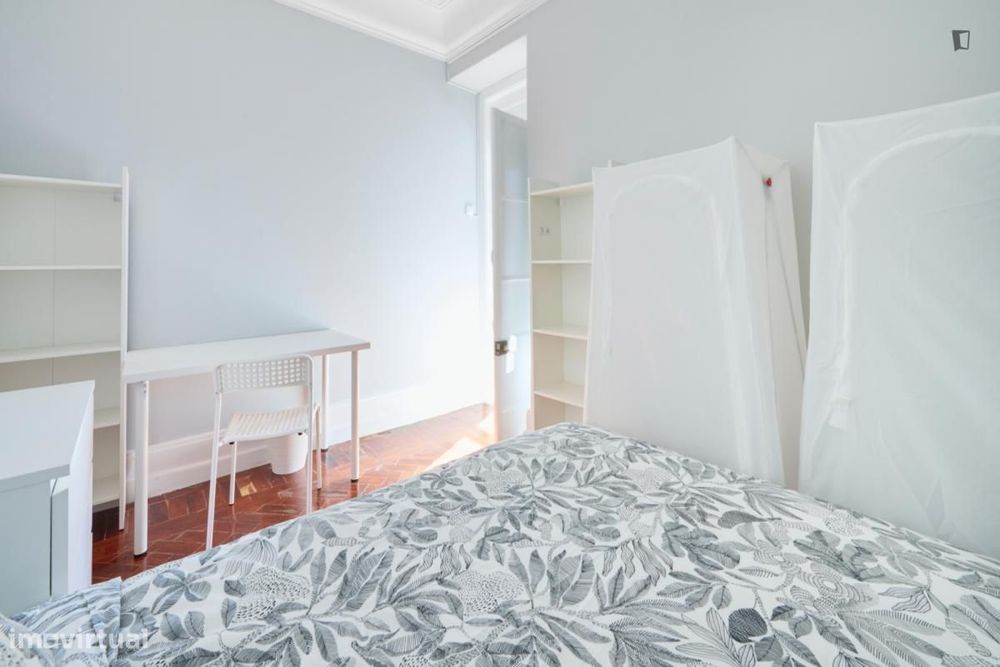 Quarto - localizado em Saldanha Lisbon