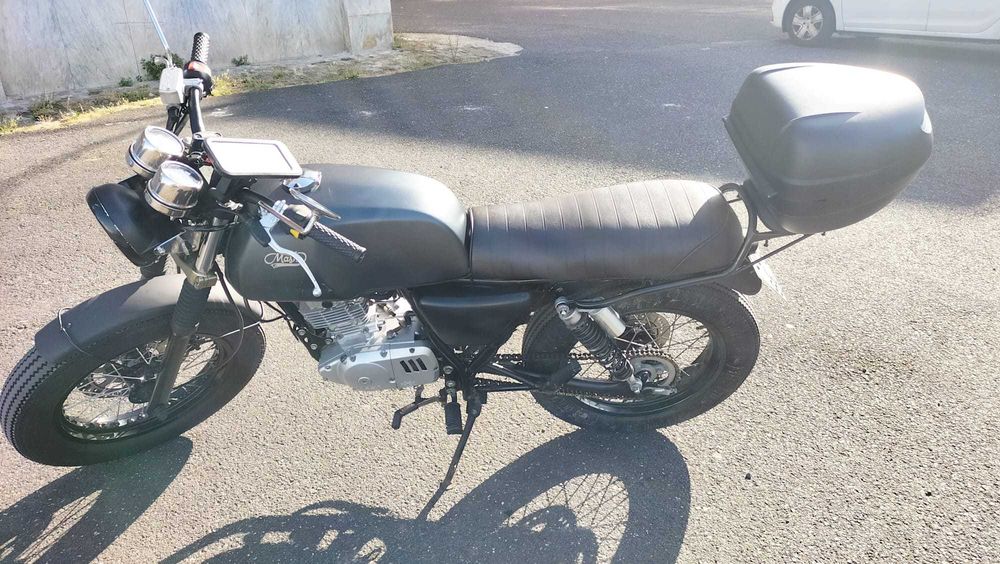 Mash 125 Café Racer – 19000 km – Excelente Estadoo9