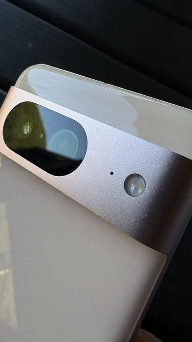 Телефон Піксель Pixel 8 Pink 8/128