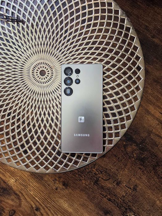 SAMSUNG s25 ultra