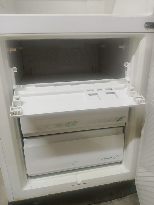 Срочно Продам холодильник