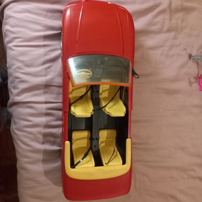 Carro da Barbie vermelho