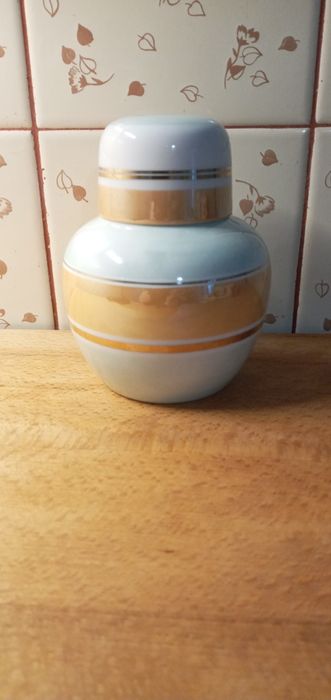 Чайница фарфор Дулево СССР перламутр люстр