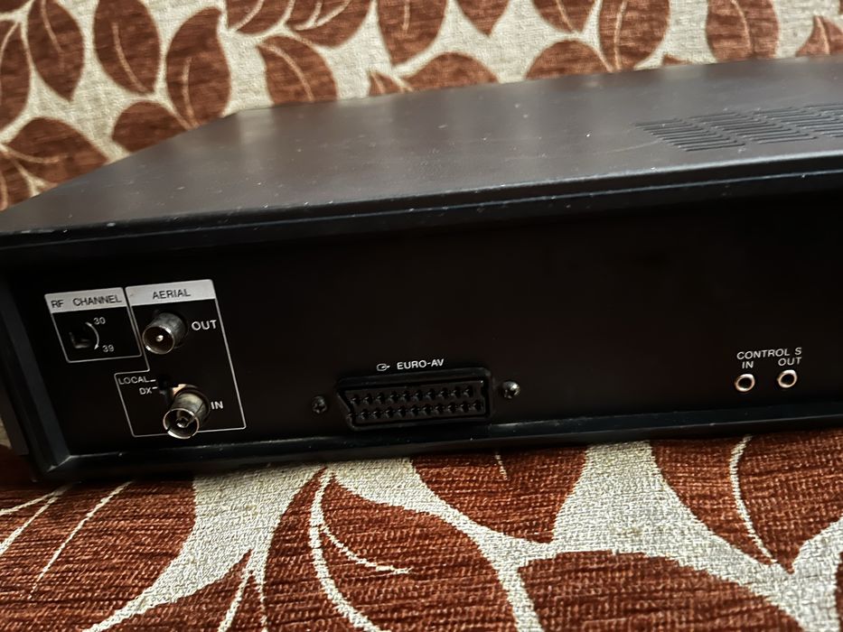 Sony SLV-415 magnetowid 4 głowicowy