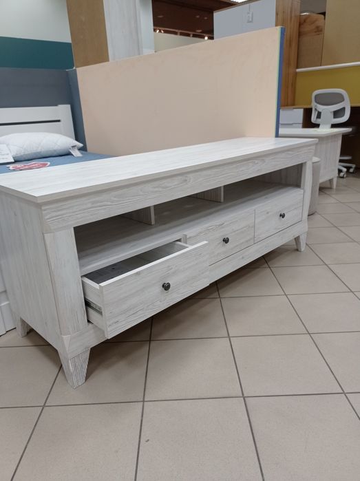 Тумба під телевізор /Тумба под телевизор/Тумби ТВ