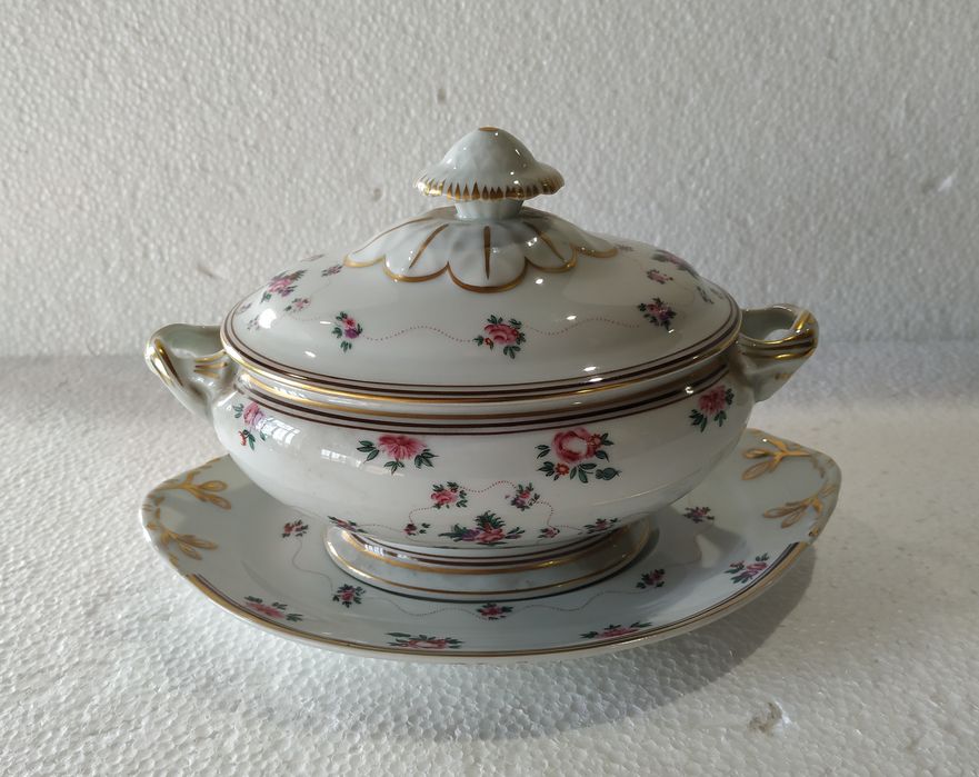 Porcelana - Terrina com tampa e travessa - Vista Alegre