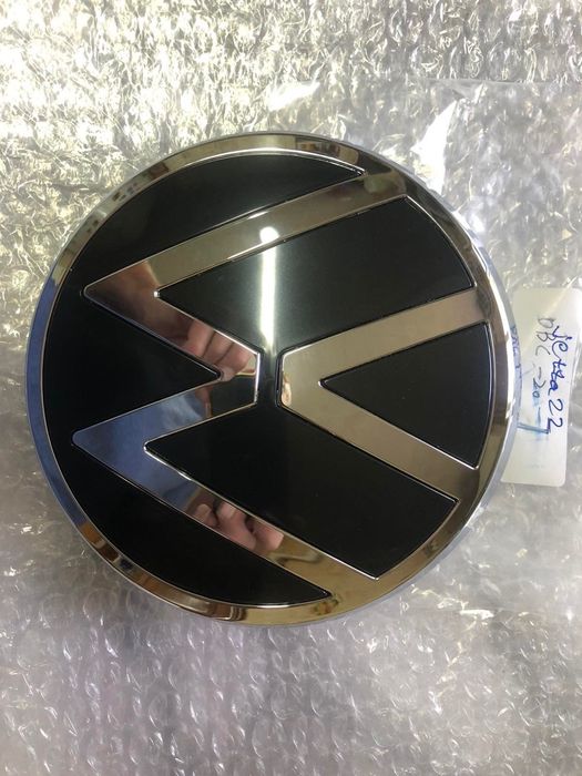 Значки(Эмблема) Volkswagen / Mercedes/ Audi  Tiguan,Jetta /Q3/Q5/Q7/Q8