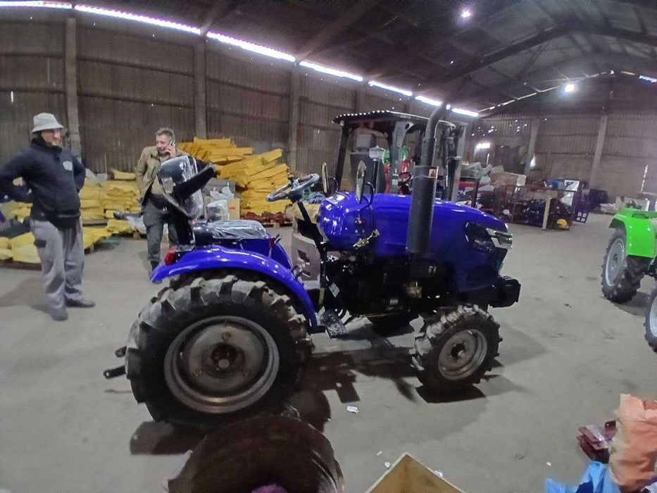 Мінітрактор Xingtai 240 LX 4х2 3 циліндри Безкоштовна доставка Кредит