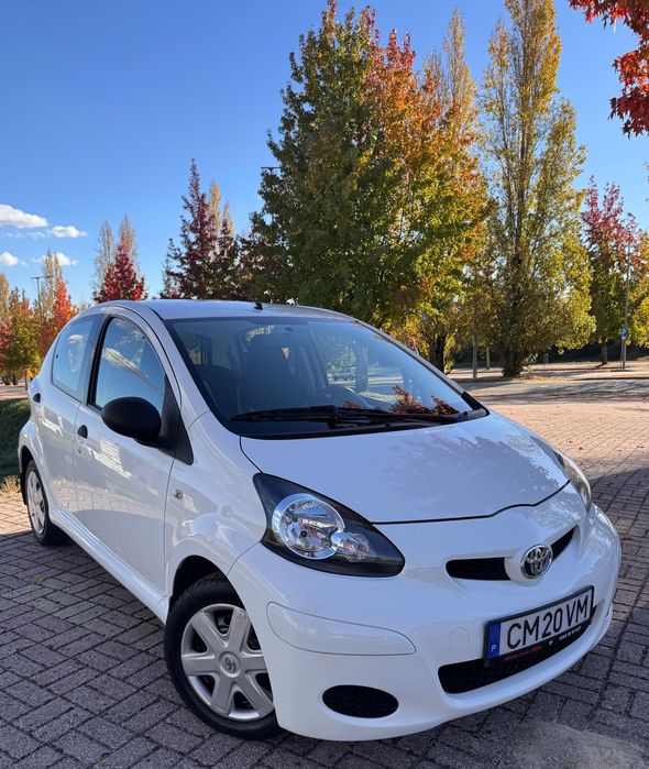 TOYOTA AYGO - 2011 - Gasolina