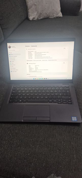 Dell Latitude 5300 | i5 | 32GB RAM | SSD 256GB | Windows 11 Pro