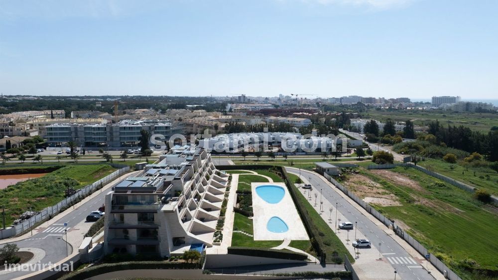 T2 Apartment for Sale in Quarteira, Loulé