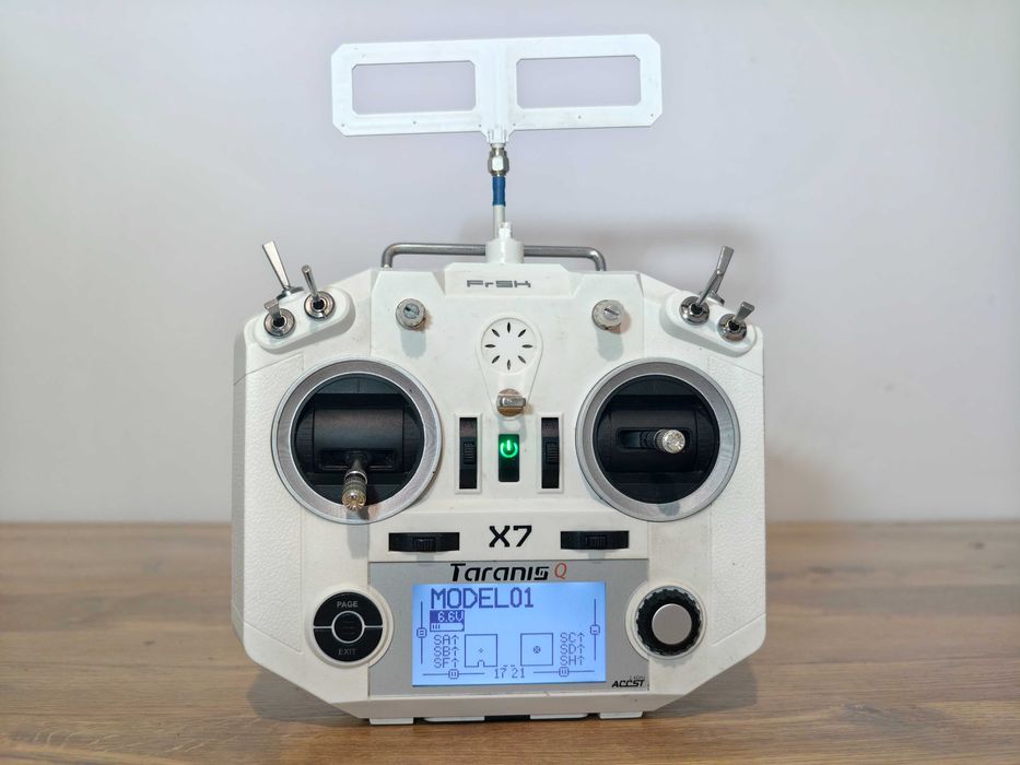 Zestaw Dron fpv 5 calowy z kontrolerem i baterią