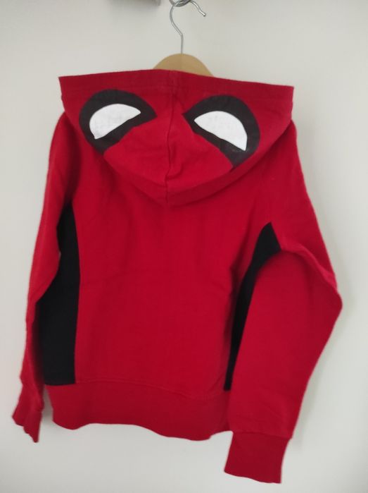 Czerwona bluza chłopięca Spiderman Marvel 128 z kapturem na zamek