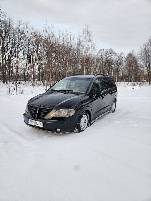 SsangYong Rodius 2.7 diesel 4x4 7 osób