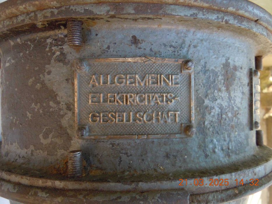 Silnik elektryczny przedwojenny niemiecki 42 kg duży