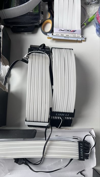 Lian li  strimer plus RGB dwa komplety
