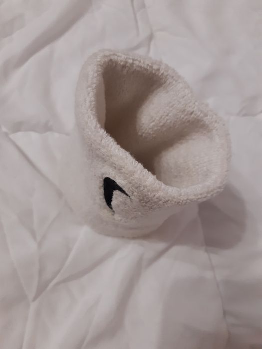 Mахровый напульсник NIKE