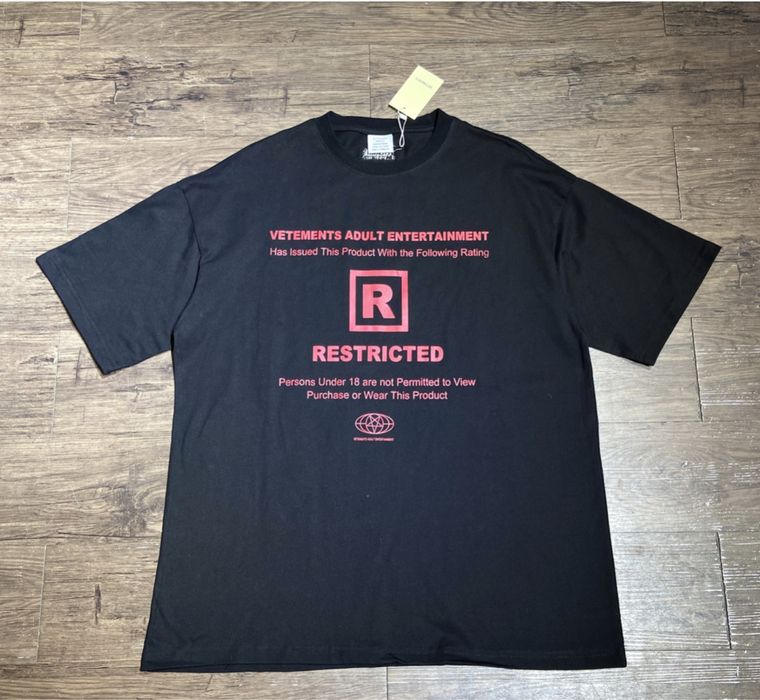 Футболка Vetements "Restricted" viperr