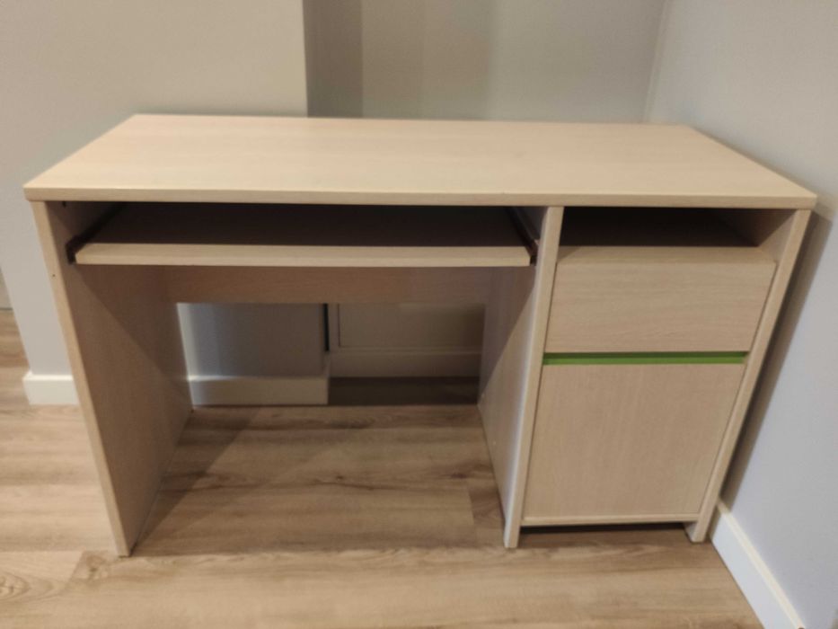 Meblościanka dziecięca z biurkiem