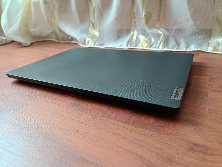 Сучасний Lenovo IdeaPad 3s  2024 стан нового