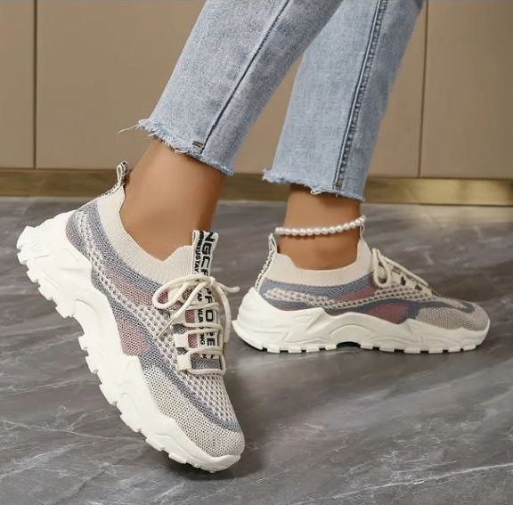 Кросівки жіночі нові розмір 41.5 (26.5 устілка) кеди жіночі