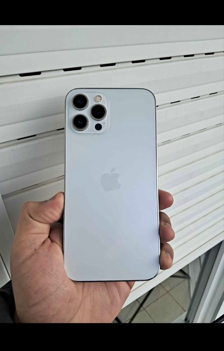 Iphone 12 pro max versao 256gb