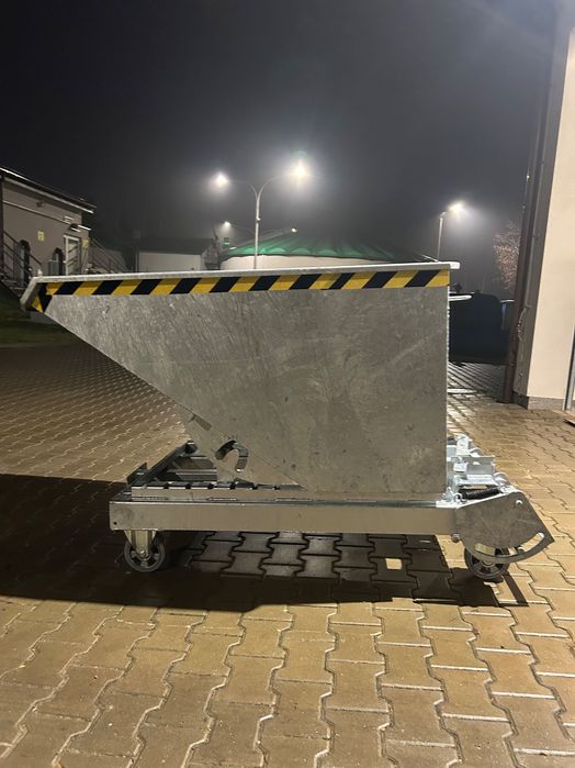 Kontener samowyładowczy ocynkowany 600L / Kontener do wózka widłowego