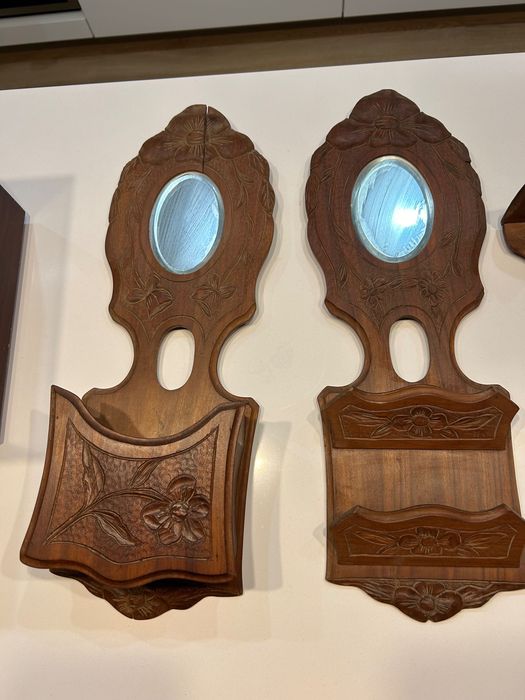 Antiques with Mirror