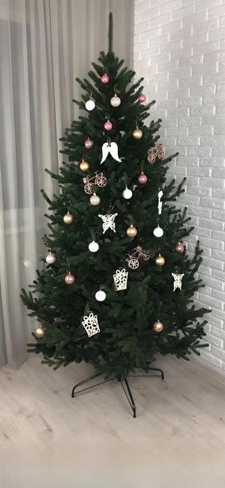 Штучна  лита ялинка Ялинка лита Альпійська, Віденська, Ковалівська.Сіга Груп. Siga Group