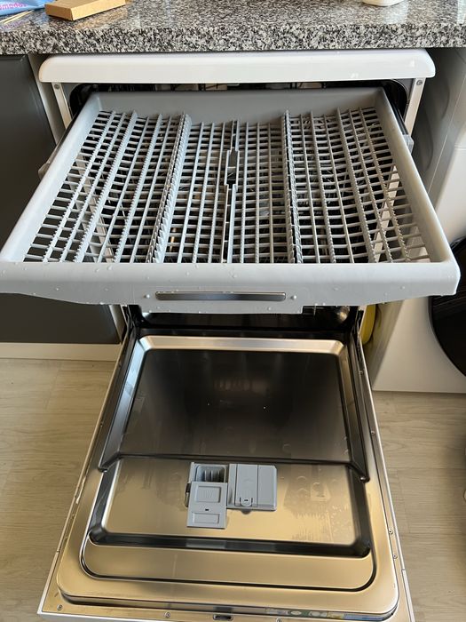 Máquina de Lavar Loiça Indesit DFO 3T133 AF