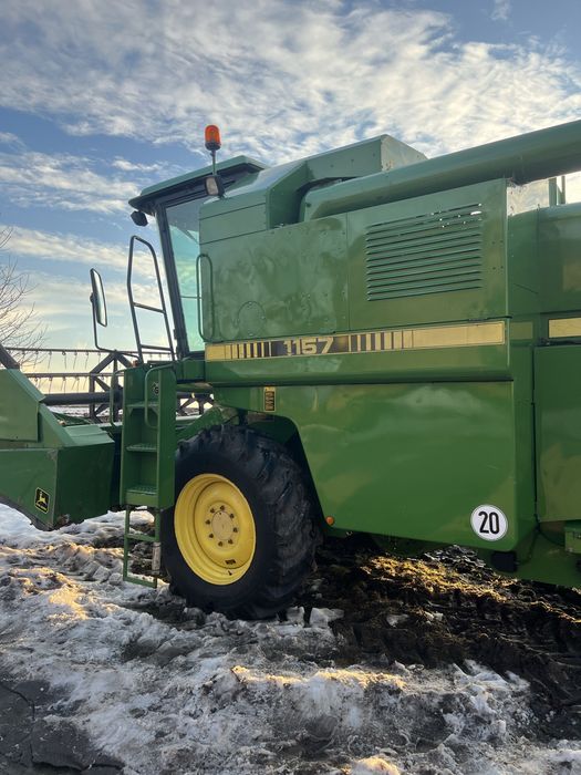 Свіжопривезений комбайн John Deere 1157 жатка Шумахер