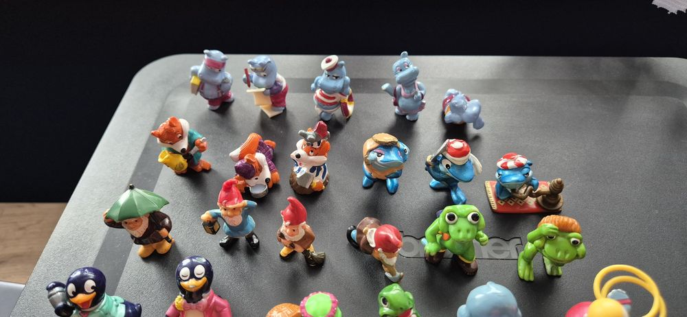 Kinder Retro PRL lata-90, ferrero hipcie 25szt. Mix