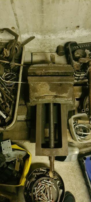 Лещата станочні (тиски) ссср