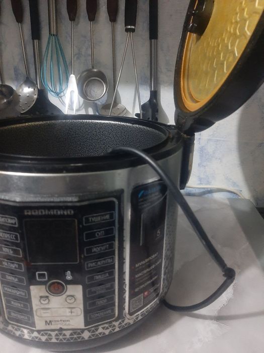 Мультиварка редмонд на запчастини