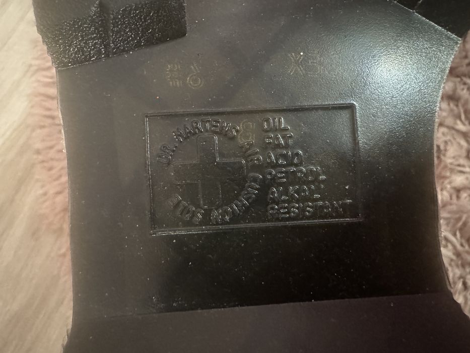 Jadon Glitter Black Dr Martens